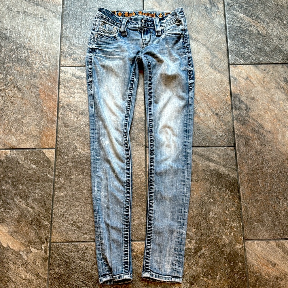 Alivia rock revival skinny jeans